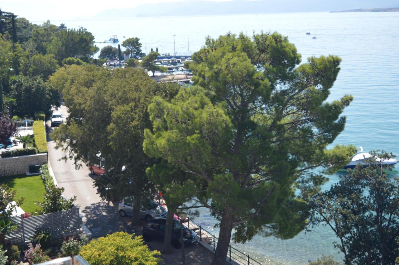 Nirvana Crikvenica Exterior photo